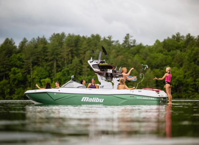 Friends enjoying a Malibu Wakesetter